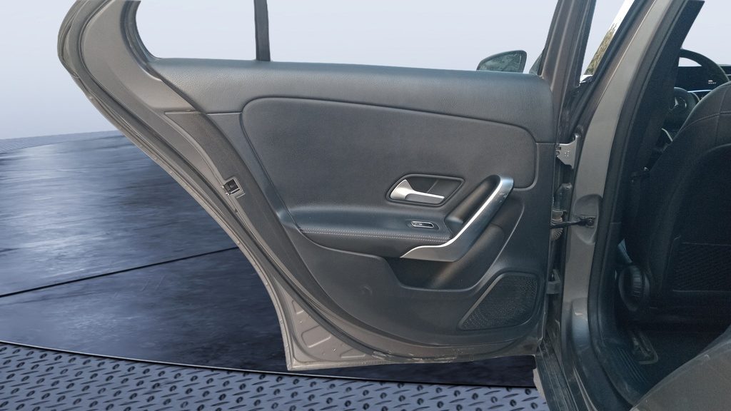 RR L DOOR