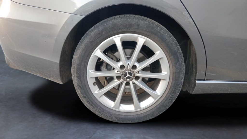 RR R TIRE