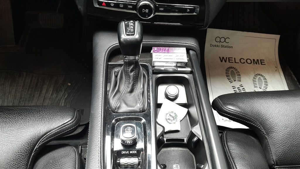 CONSOLE