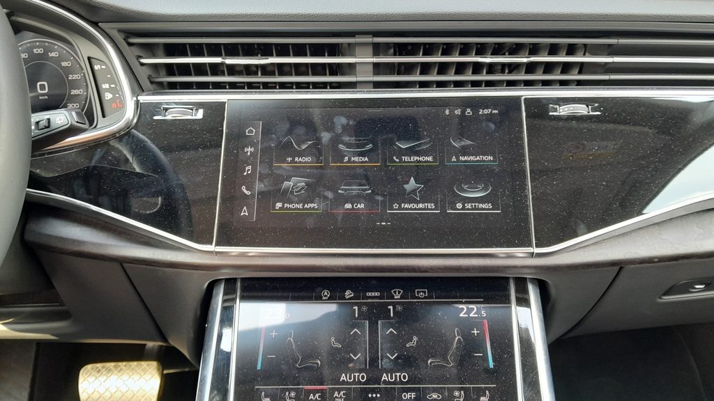 MULTIMEDIA SCREEN