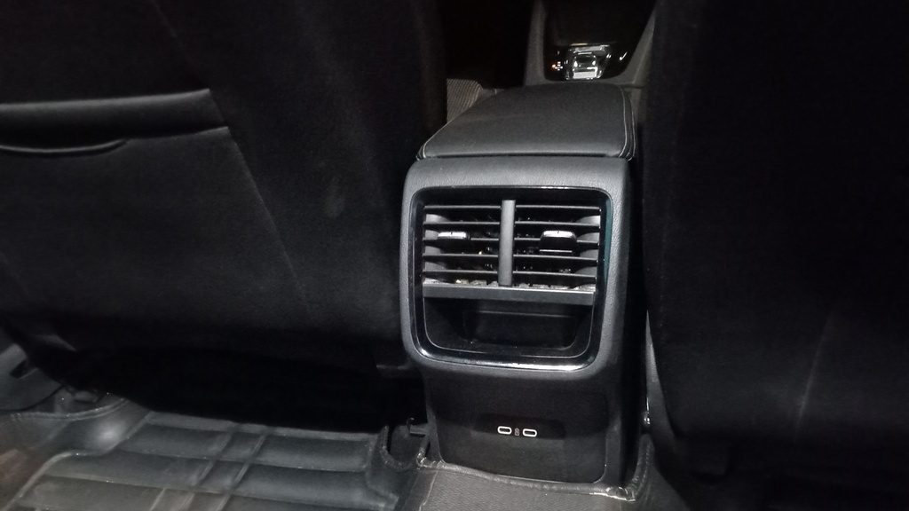 RR AC GRILL