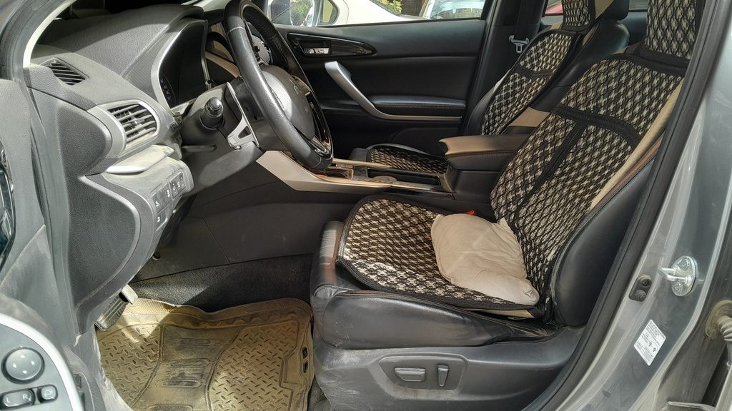 FR SEATS