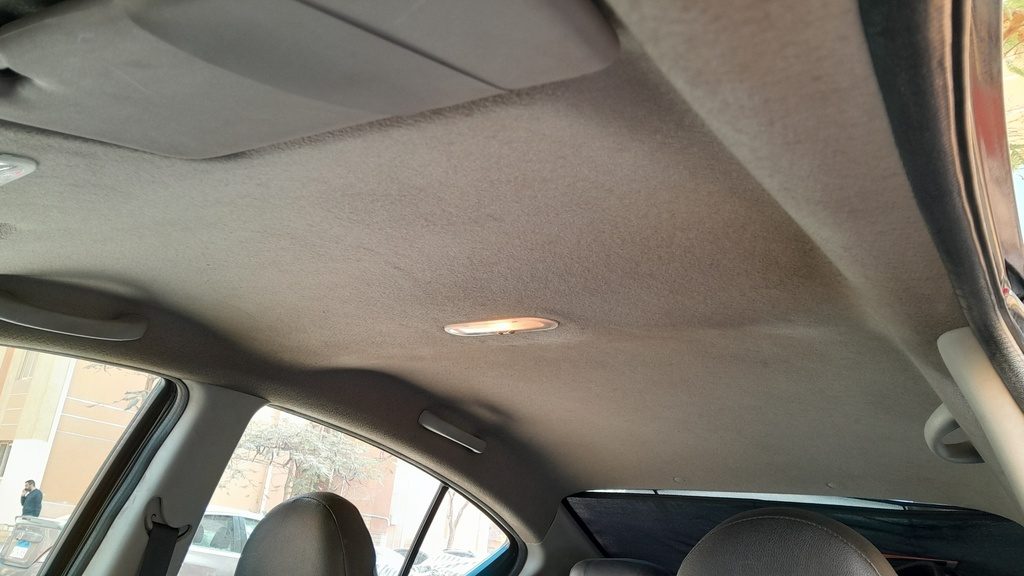 CAR ROOF MAT