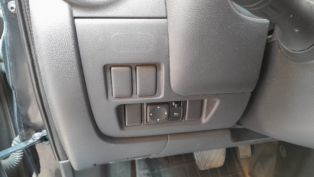 LIGHT SWITCHES
