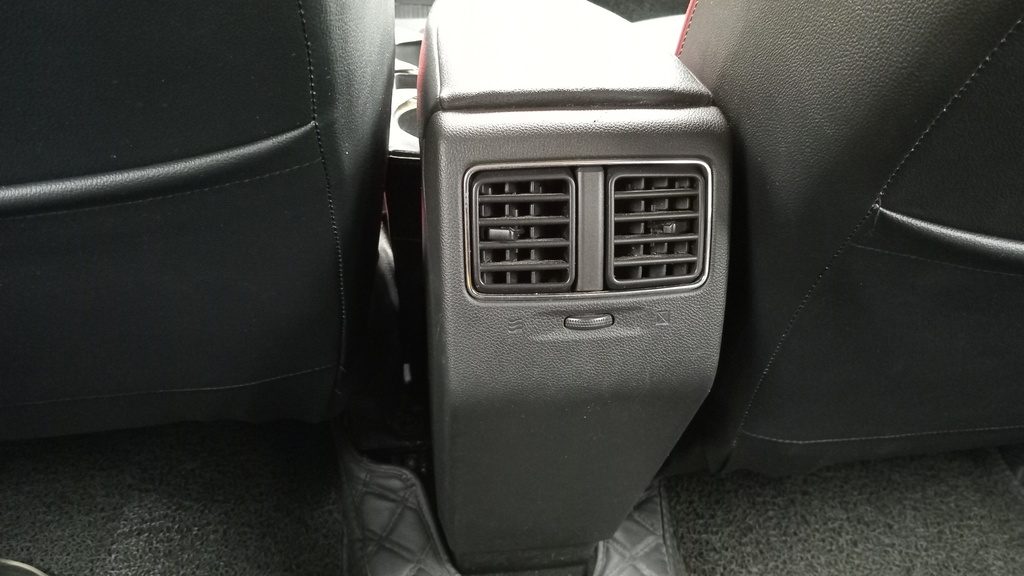 RR AC GRILL