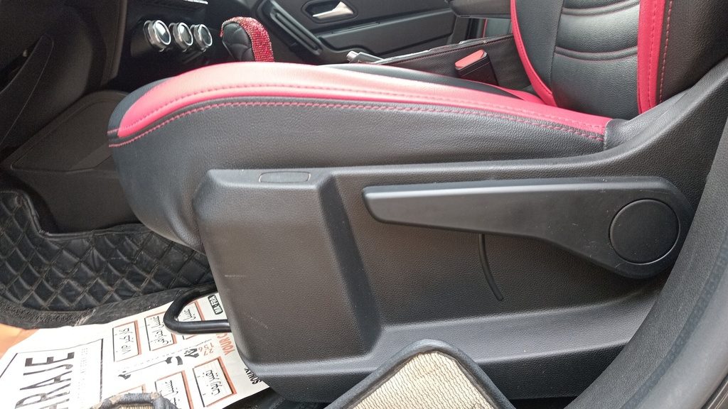 DRIVER SEAT SWITCHES