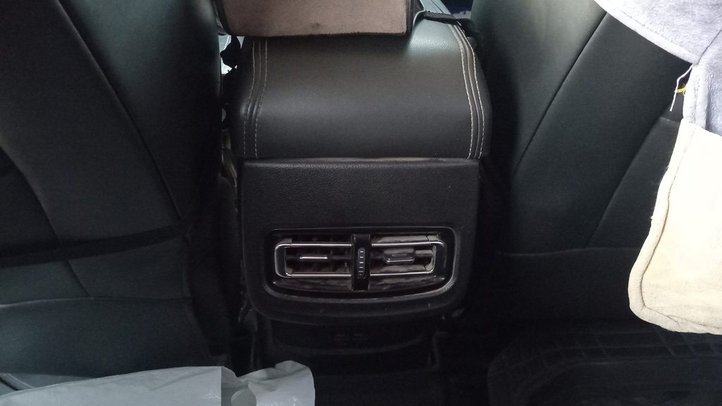 RR AC GRILL