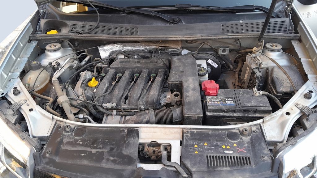 ENGINE COMPARTMENT