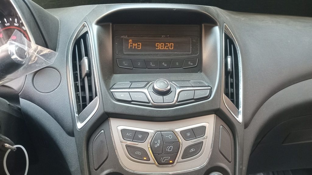 MULTIMEDIA SCREEN
