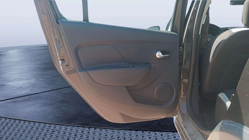 RR L DOOR
