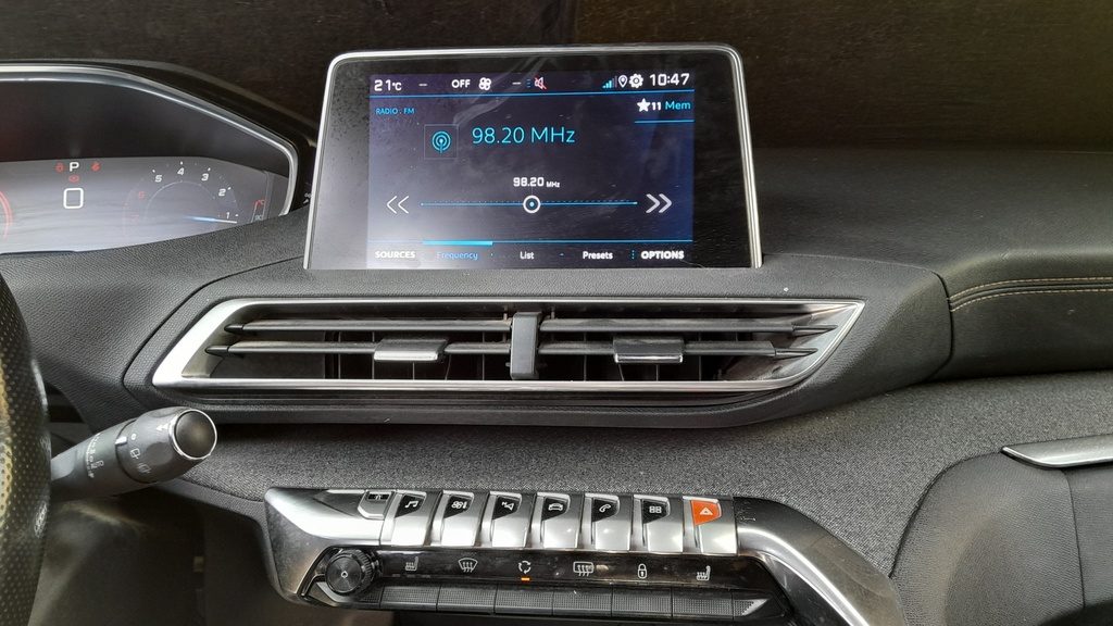MULTIMEDIA SCREEN