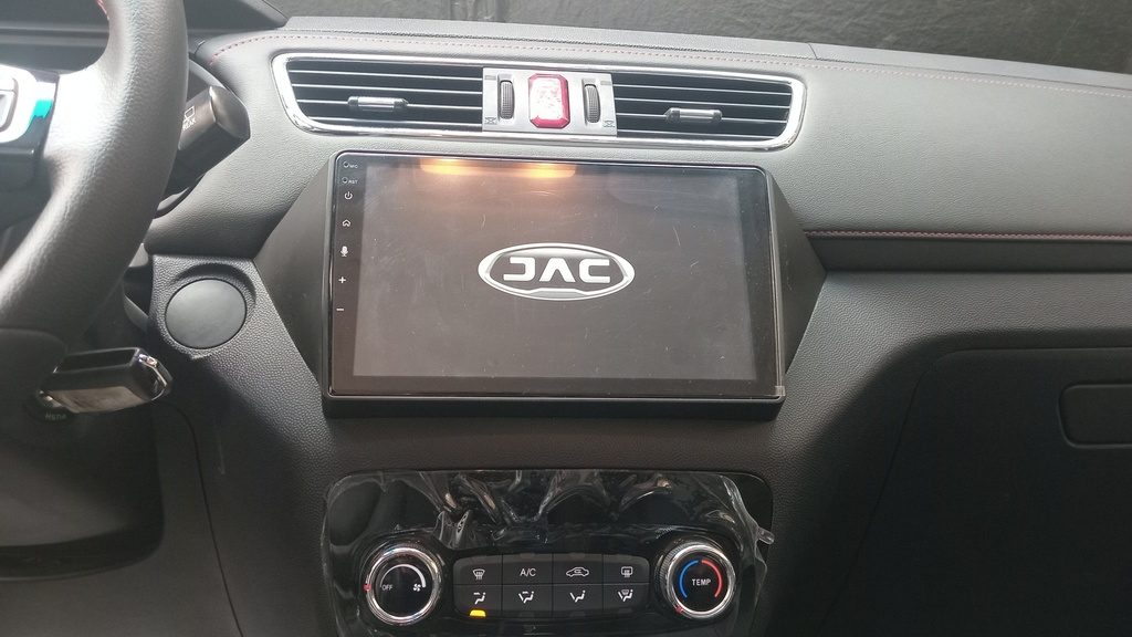 MULTIMEDIA SCREEN