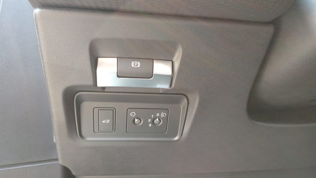 LIGHT SWITCHES
