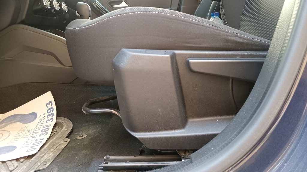 DRIVER SEAT SWITCHES