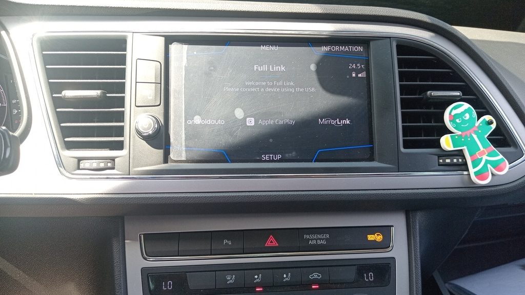 MULTIMEDIA SCREEN