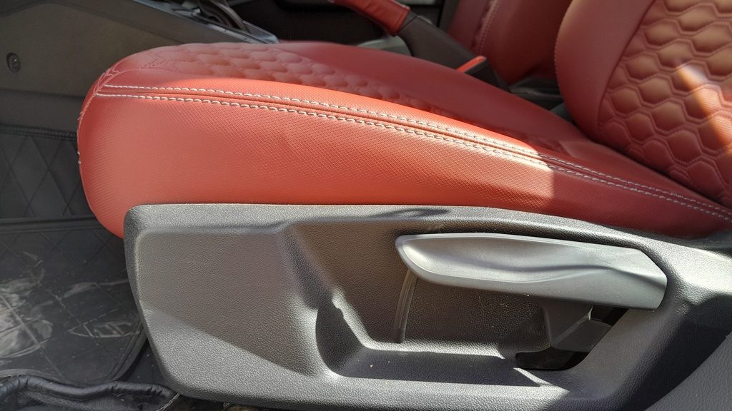 DRIVER SEAT SWITCHES