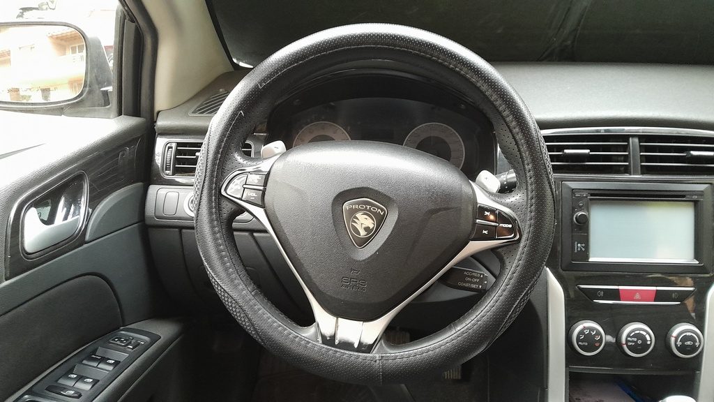 STEERING WHEEL
