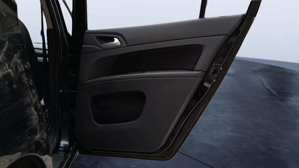 RR R DOOR