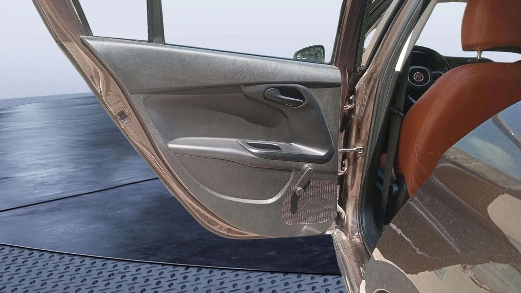 RR L DOOR