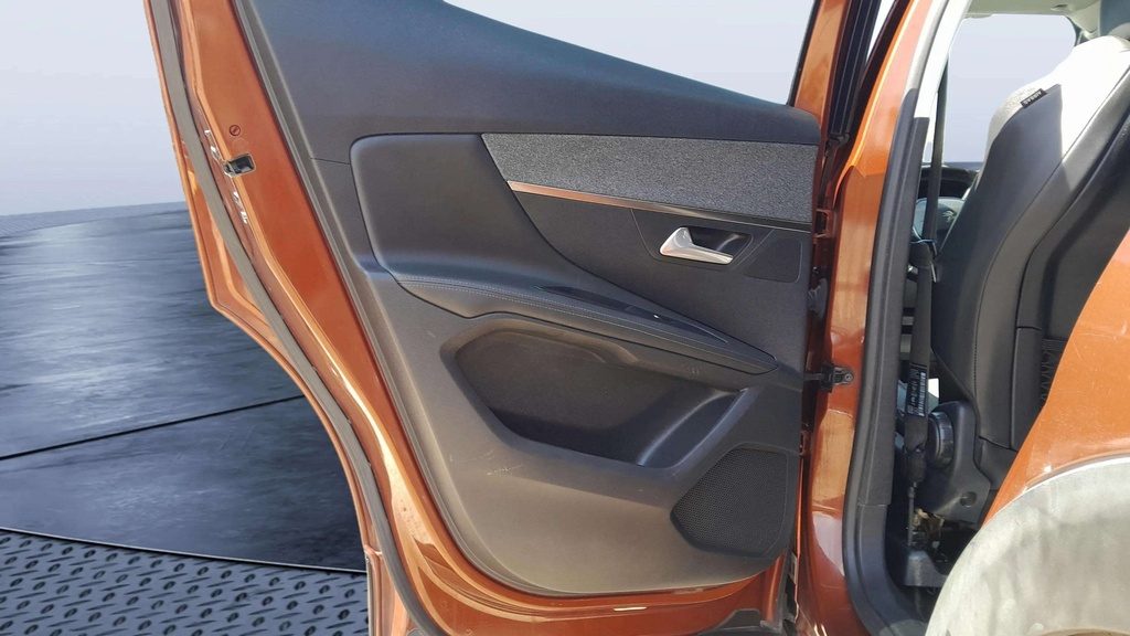 RR L DOOR
