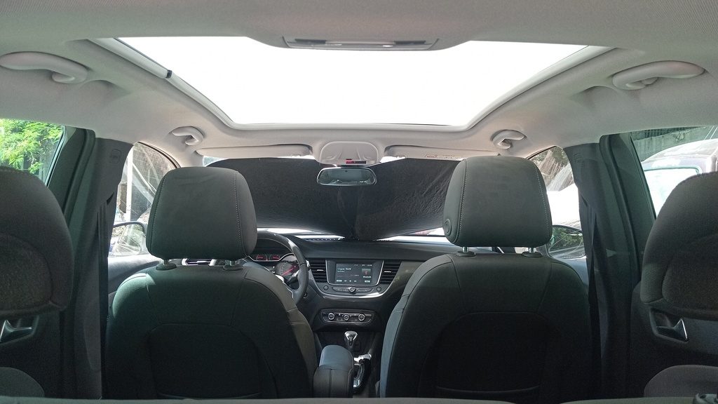 CAR ROOF MAT