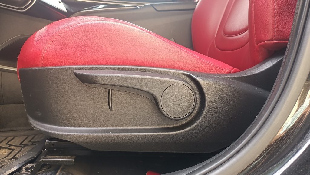 DRIVER SEAT SWITCHES