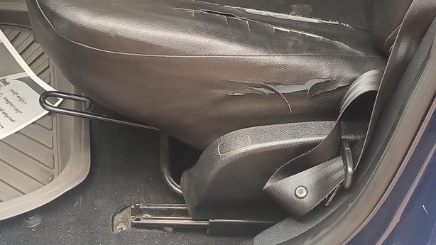 DRIVER SEAT SWITCHES