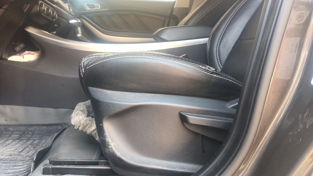 DRIVER SEAT SWITCHES