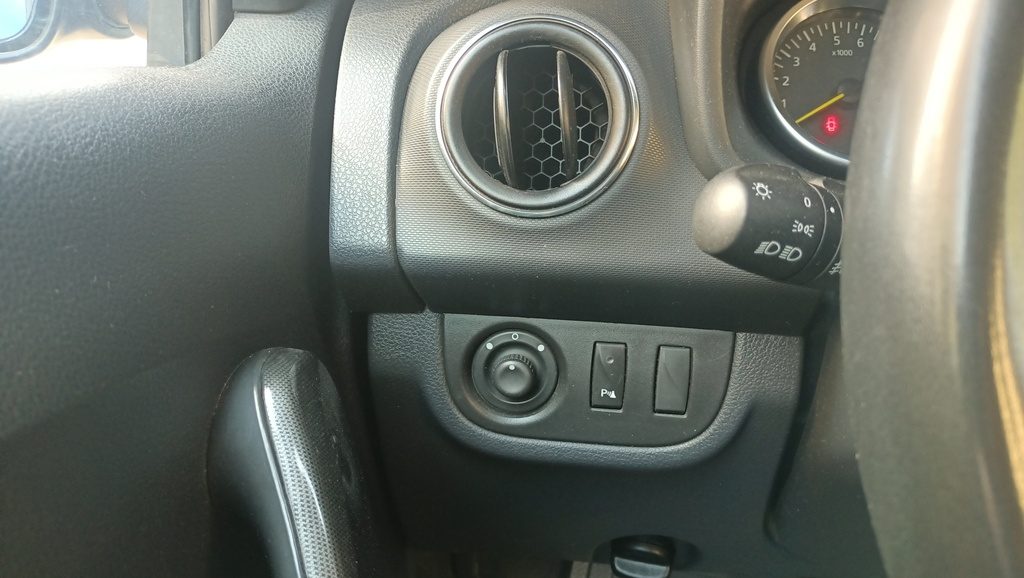 LIGHT SWITCHES