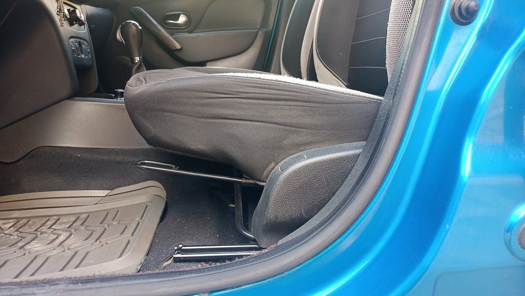 DRIVER SEAT SWITCHES