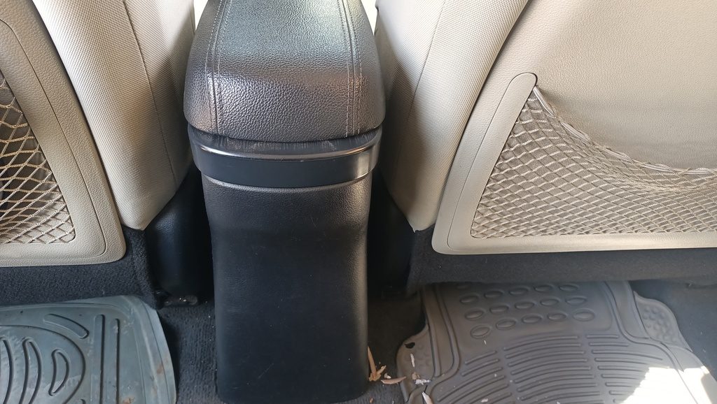 RR AC GRILL