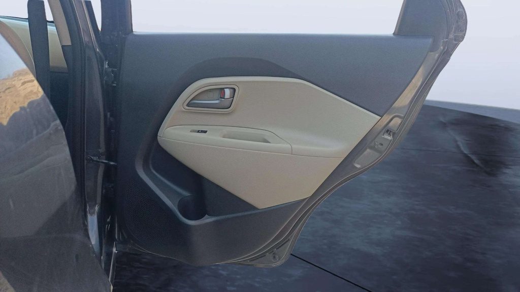 RR R DOOR