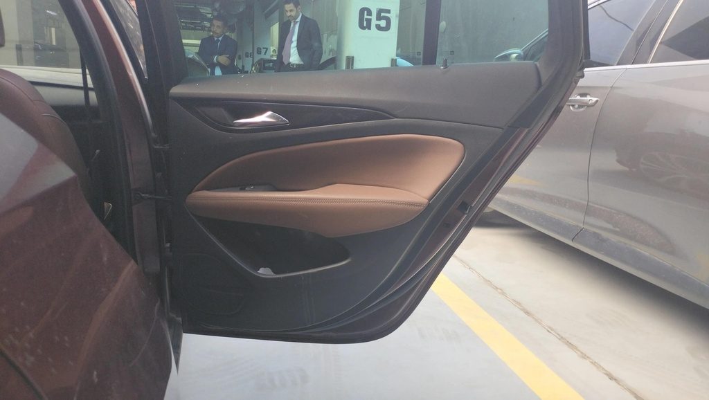 RR R DOOR