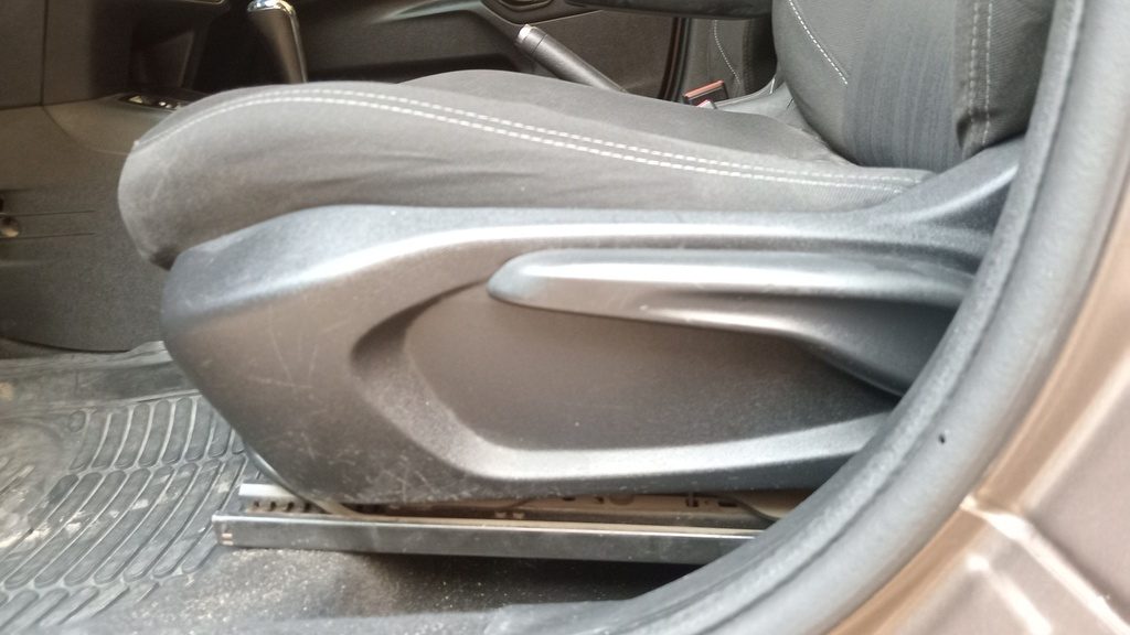 DRIVER SEAT SWITCHES