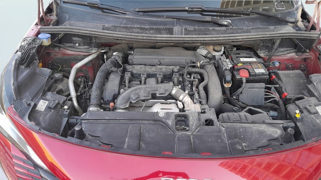 ENGINE COMPARTMENT