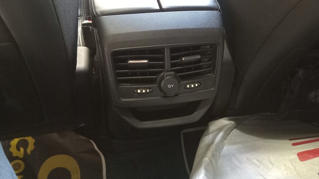 RR AC GRILL