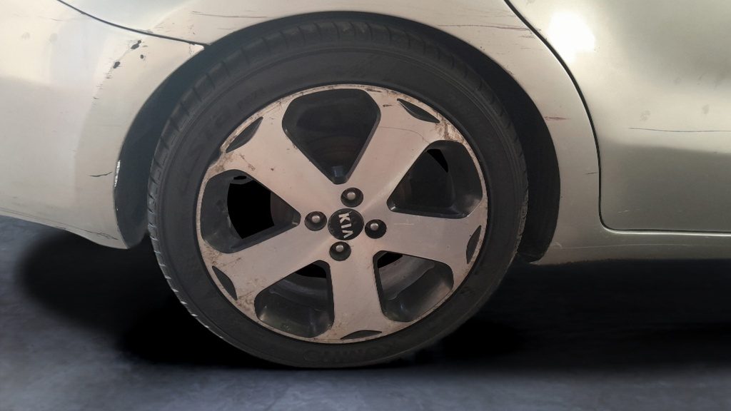 RR R TIRE