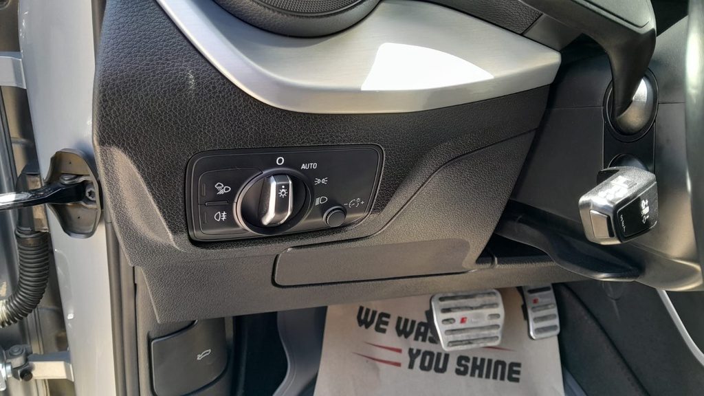 LIGHT SWITCHES