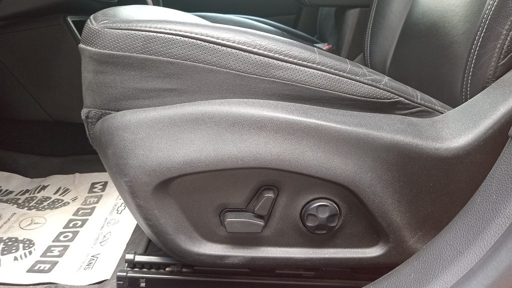 DRIVER SEAT SWITCHES