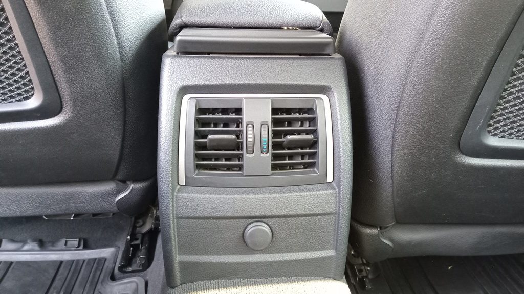 RR AC GRILL